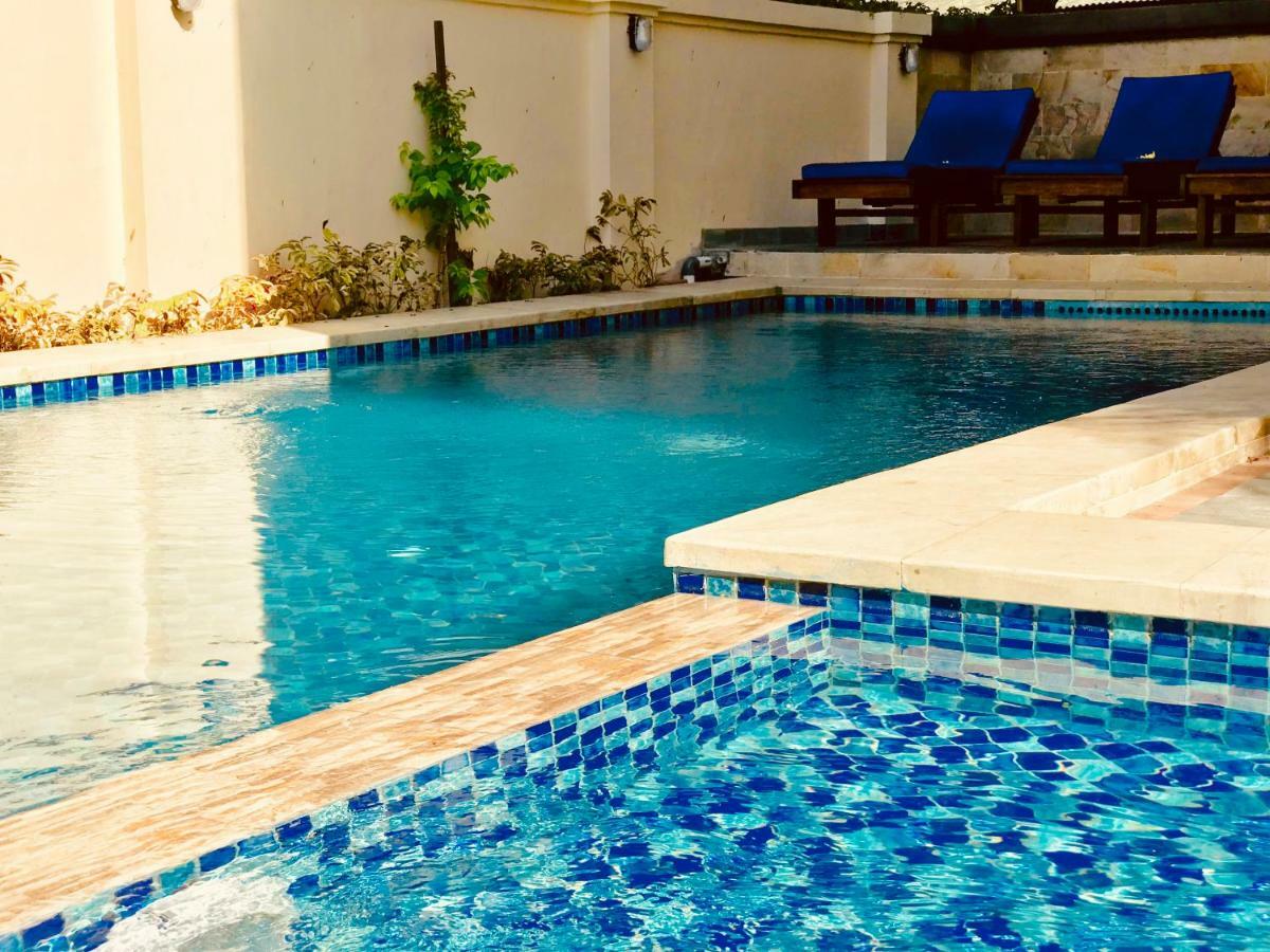 Отель Familytel Bali Kuta Selatan Экстерьер фото