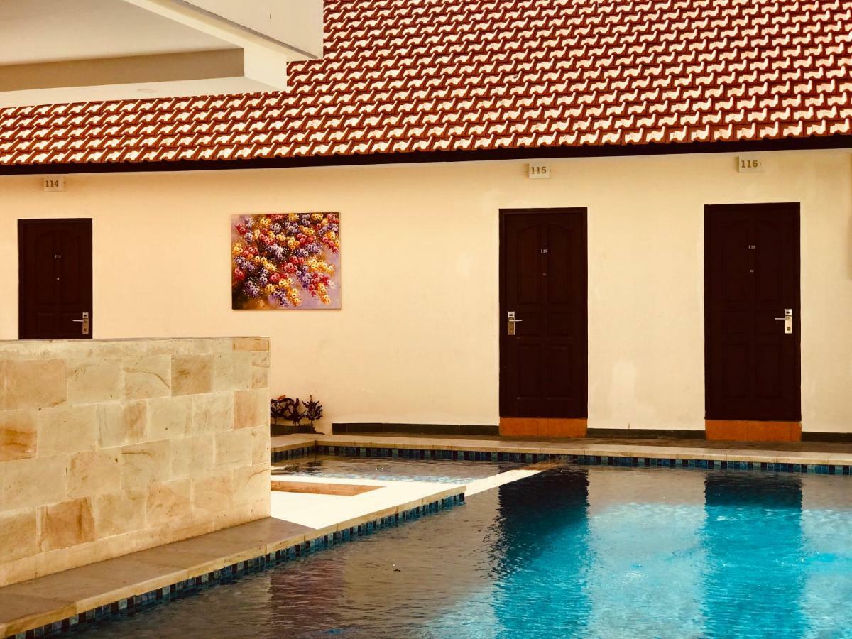 Отель Familytel Bali Kuta Selatan Экстерьер фото