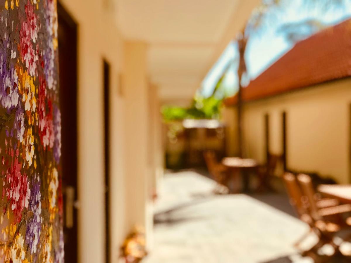 Отель Familytel Bali Kuta Selatan Экстерьер фото